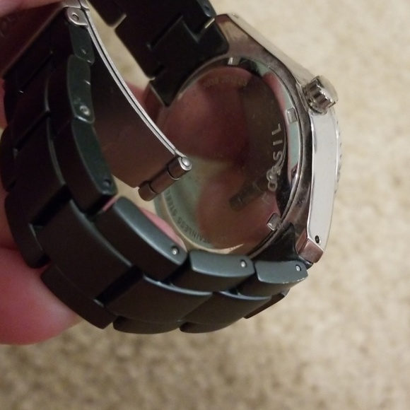 Fossil Watch - Picture 6 of 8
